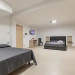 Salento Palace Bed & Breakfast 3*