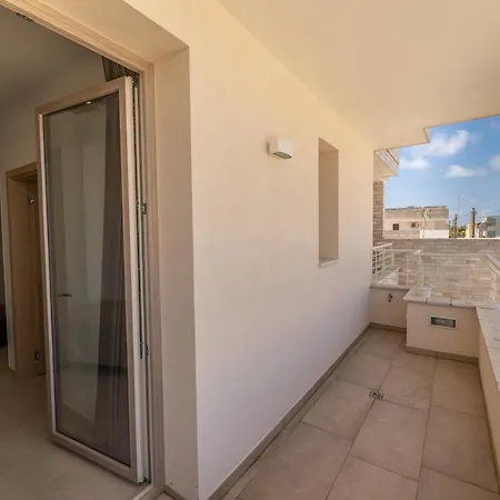 Alojamento de Acomodação e Pequeno-almoço Salento Palace Torre San Giovanni Ugento