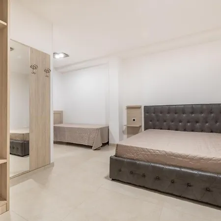 Salento Palace Alojamento de Acomodação e Pequeno-almoço Torre San Giovanni Ugento