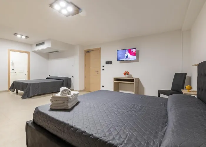 Salento Palace Bed and Breakfast 3*