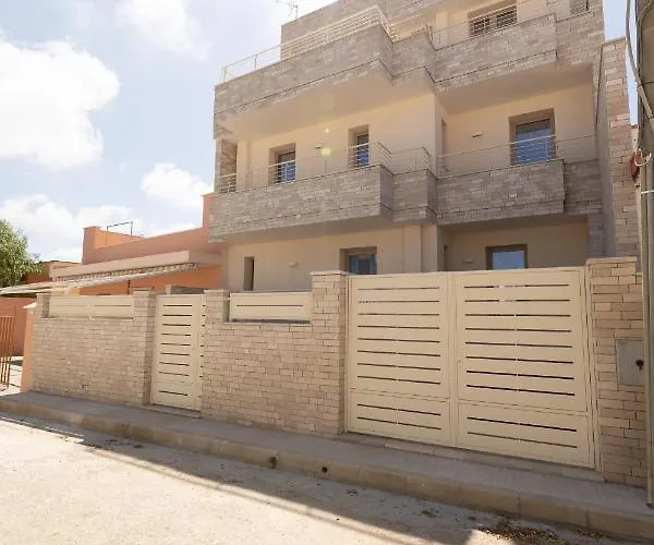 Salento Palace Bed and Breakfast 3*