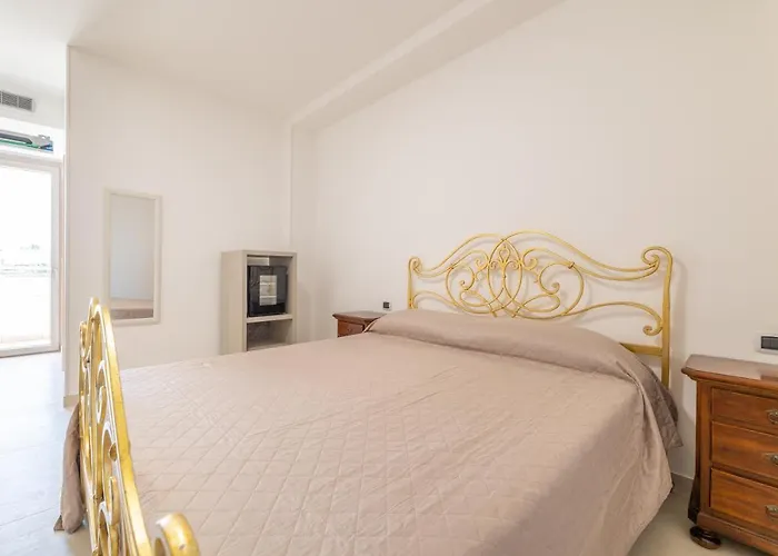 Bed and Breakfast Salento Palace 3*