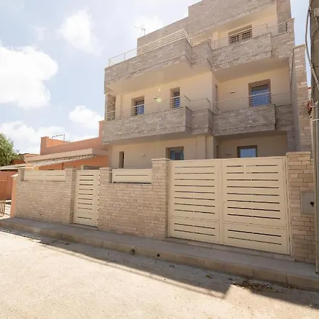 Salento Palace Bed & Breakfast *