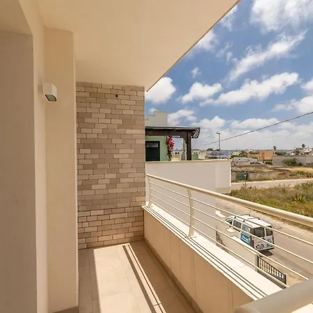 Salento Palace トッレ・サン・ジョヴァンニ・ウジェント