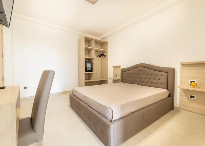 Salento Palace Bed & Breakfast 3*